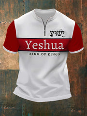 Camiseta de manga corta con cremallera y estampado para hombre con versículo bíblico "Yeshua, Rey de Reyes, Señor de Señores"