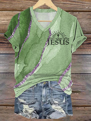 Camiseta informal con cuello en V y estampado artístico de fe con la cruz cristiana "Comienza hoy con Jesús" para mujer