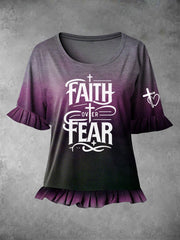 Camiseta informal estampada "Fe sobre el miedo" para mujer