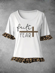 Camiseta informal estampada "Fe sobre el miedo" para mujer
